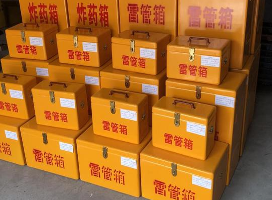 嘉陵玻璃钢雷管箱的使用寿命一般是多少？