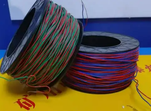 嘉陵放炮线的主要材质有哪些?不同材质的适用场景有何区别?