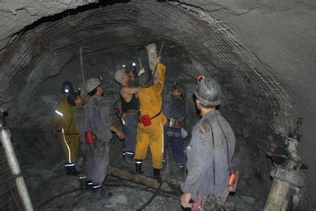 嘉陵工程爆破中的危险因素分析以及应对工程爆破危险的措施